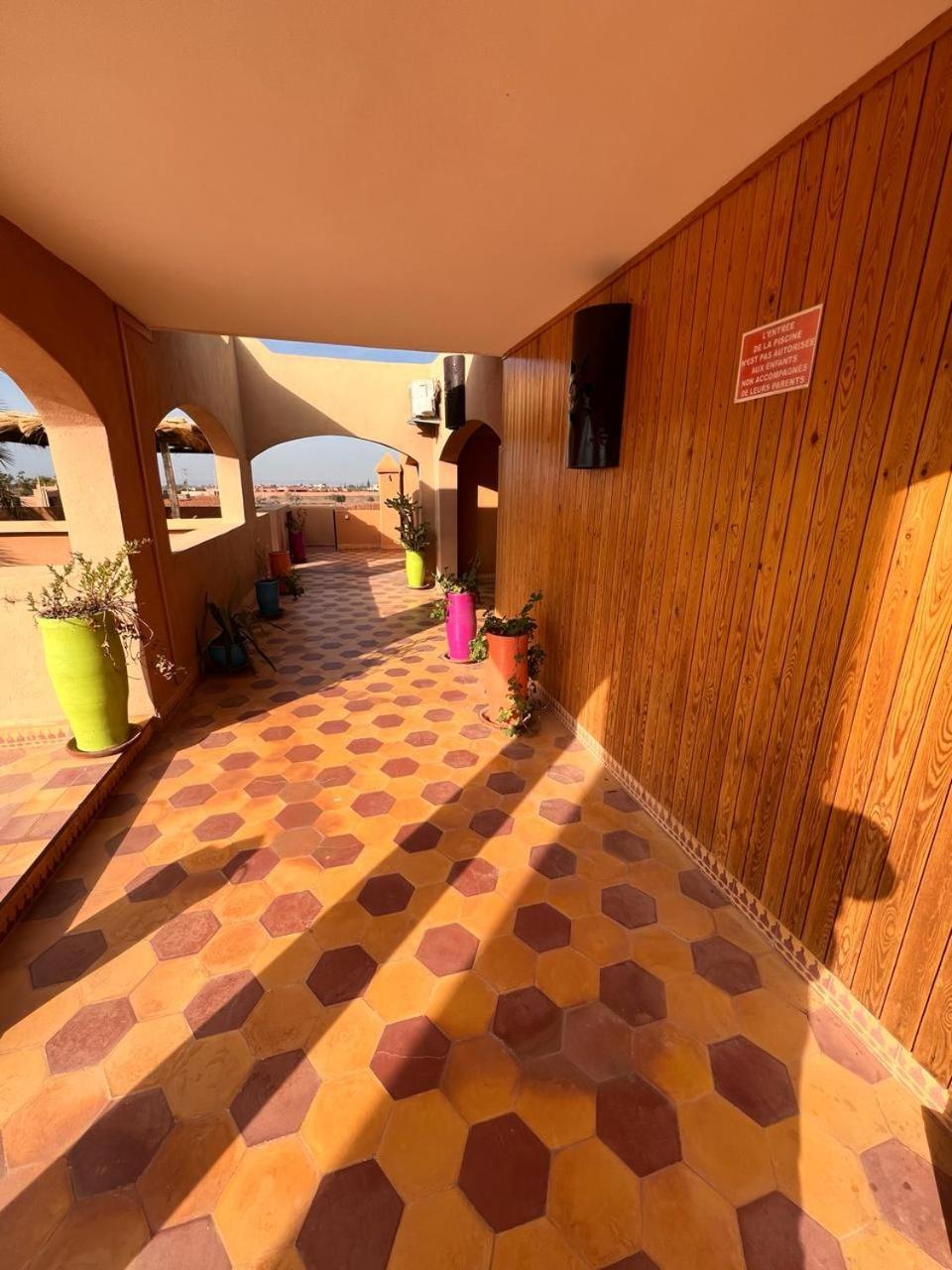 Villa Tata Marie Maison D'Hotes Marrakech Маракеш Екстериор снимка