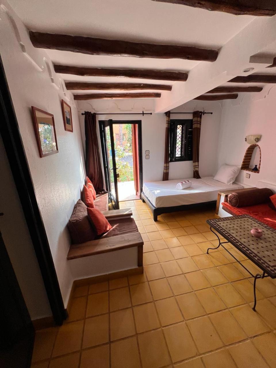 Villa Tata Marie Maison D'Hotes Marrakech Маракеш Екстериор снимка