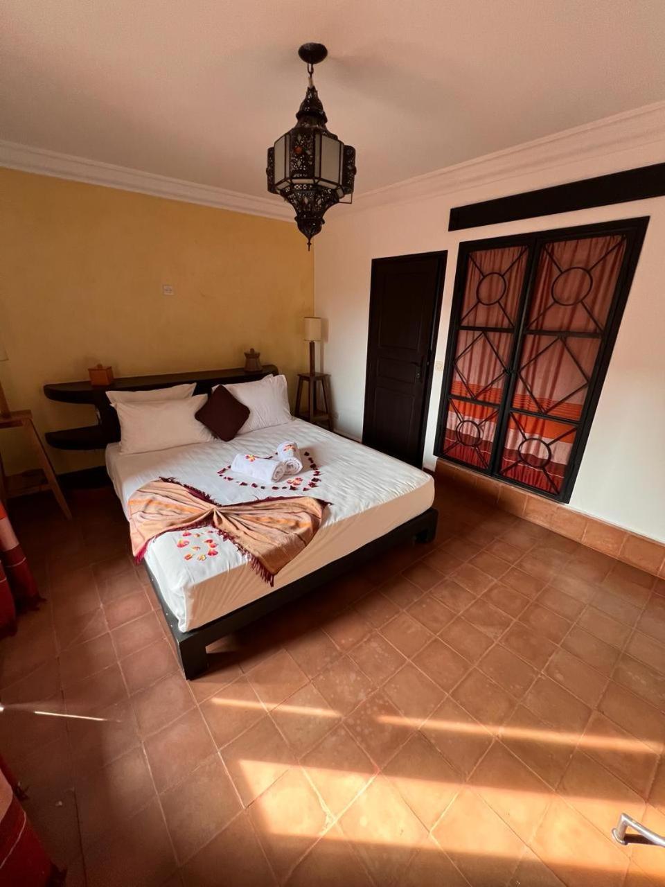 Villa Tata Marie Maison D'Hotes Marrakech Маракеш Екстериор снимка
