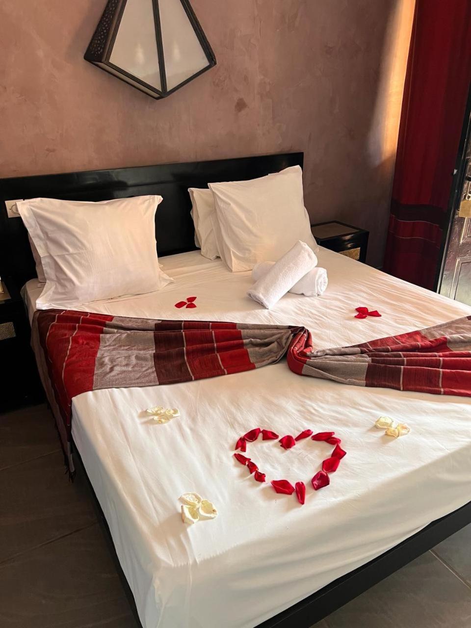 Villa Tata Marie Maison D'Hotes Marrakech Маракеш Екстериор снимка