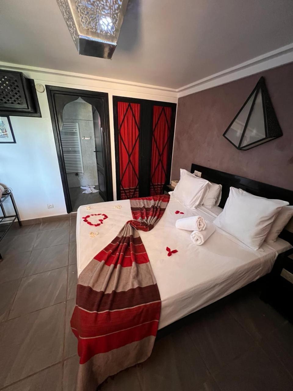 Villa Tata Marie Maison D'Hotes Marrakech Маракеш Екстериор снимка