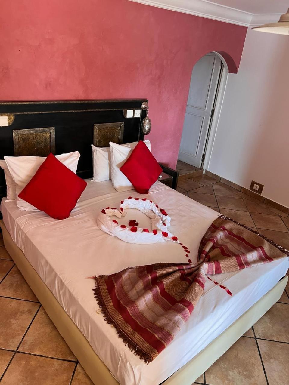 Villa Tata Marie Maison D'Hotes Marrakech Маракеш Екстериор снимка